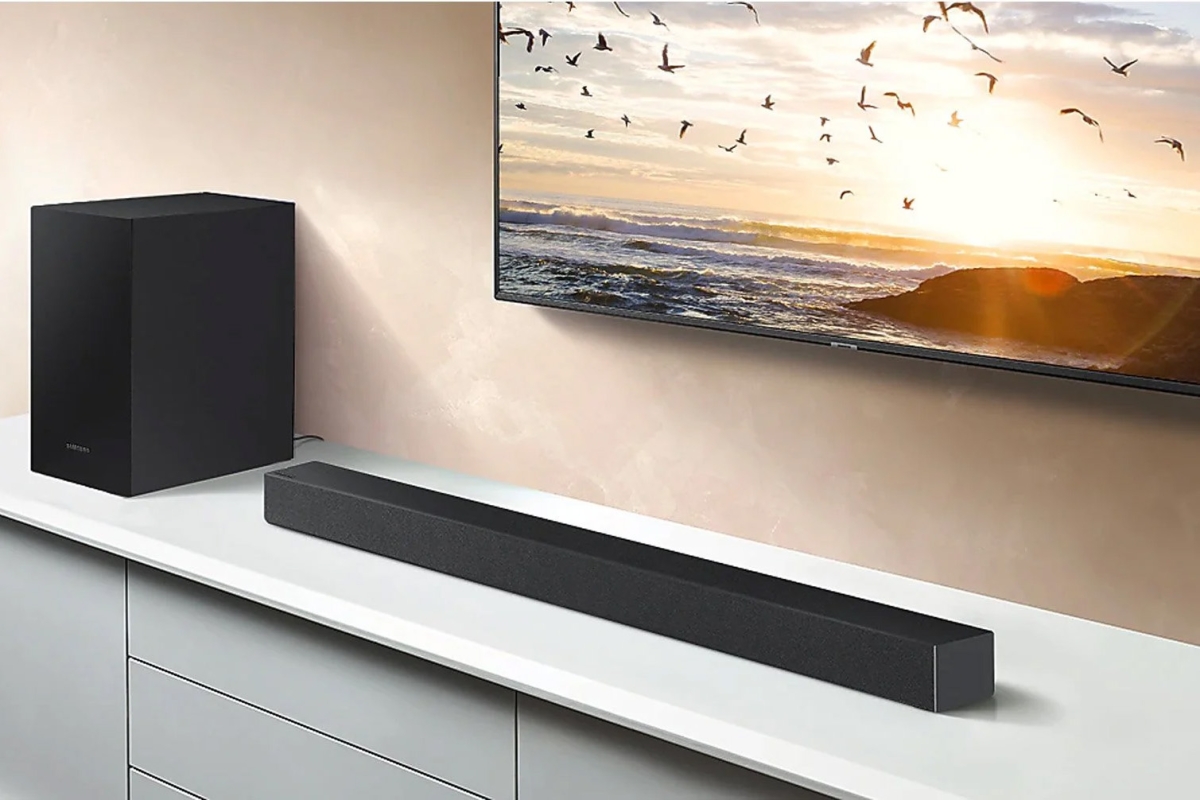 Vì sao nên mua loa Soundbar kèm TV để nâng tầm trải nghiệm giải trí