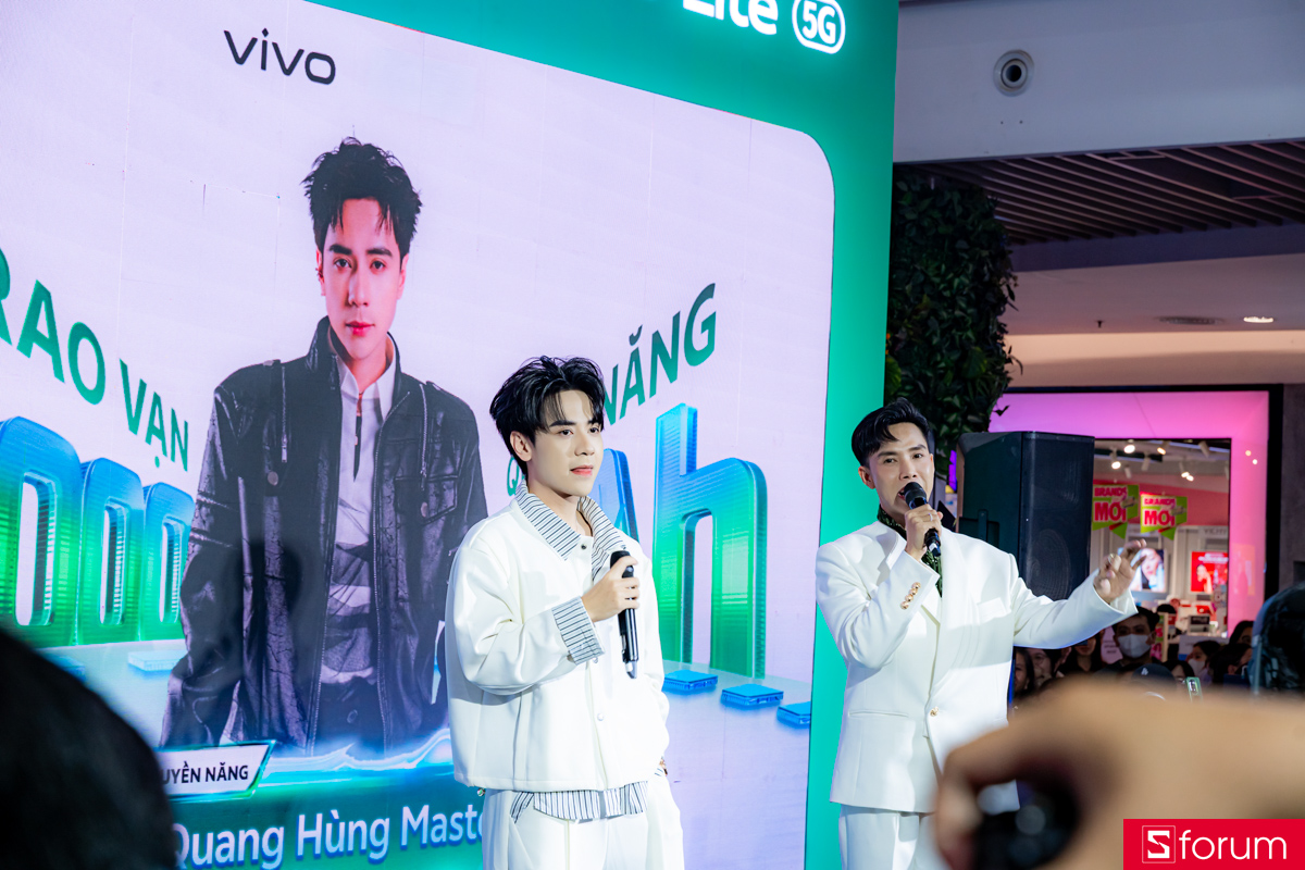 Sự kiện trải nghiệm trại Gigamall Thủ Đức cũng có sự xuất hiện của đại sứ thương hiệu hiệu Quang Hùng MasterD