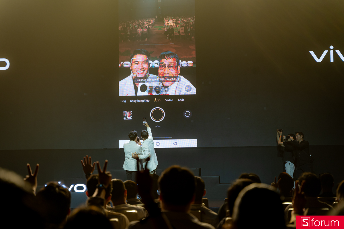 vivo X300 Series ra mắt Việt Nam