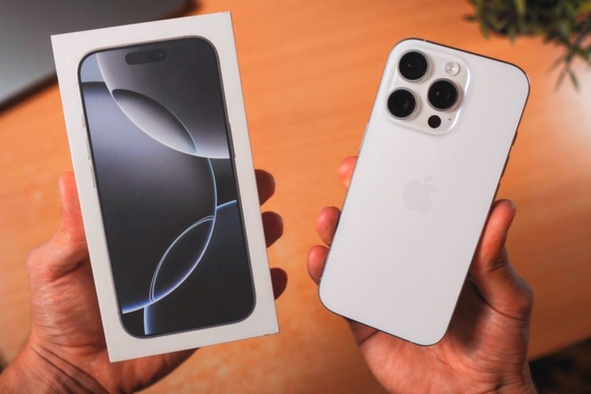 Dùng lâu iPhone 16 Pro Max trắng có bị xuống màu không?
