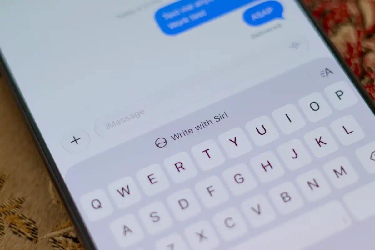 Tại sao nên biết cách tắt Write with Siri trên iOS 27?