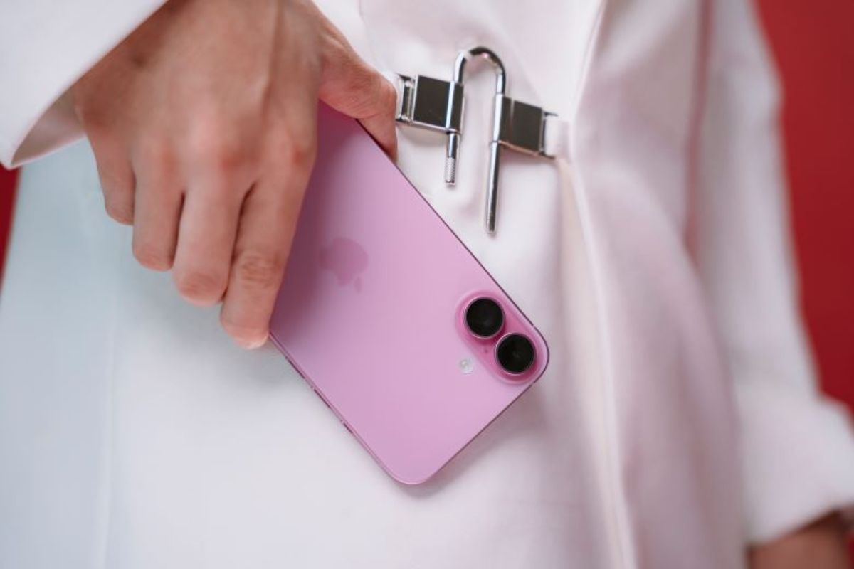 Có nên mua iPhone 16 không?