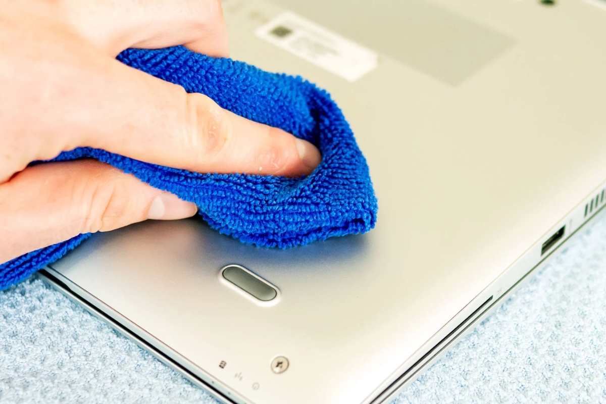 Cách khắc phục lỗi laptop không lên nguồn nhưng đèn sạc sáng cách 5