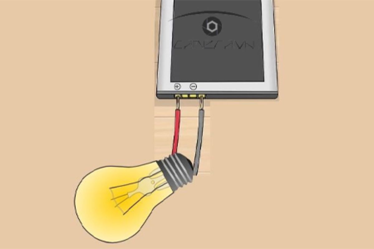 Dùng bóng đèn nhỏ xả pin