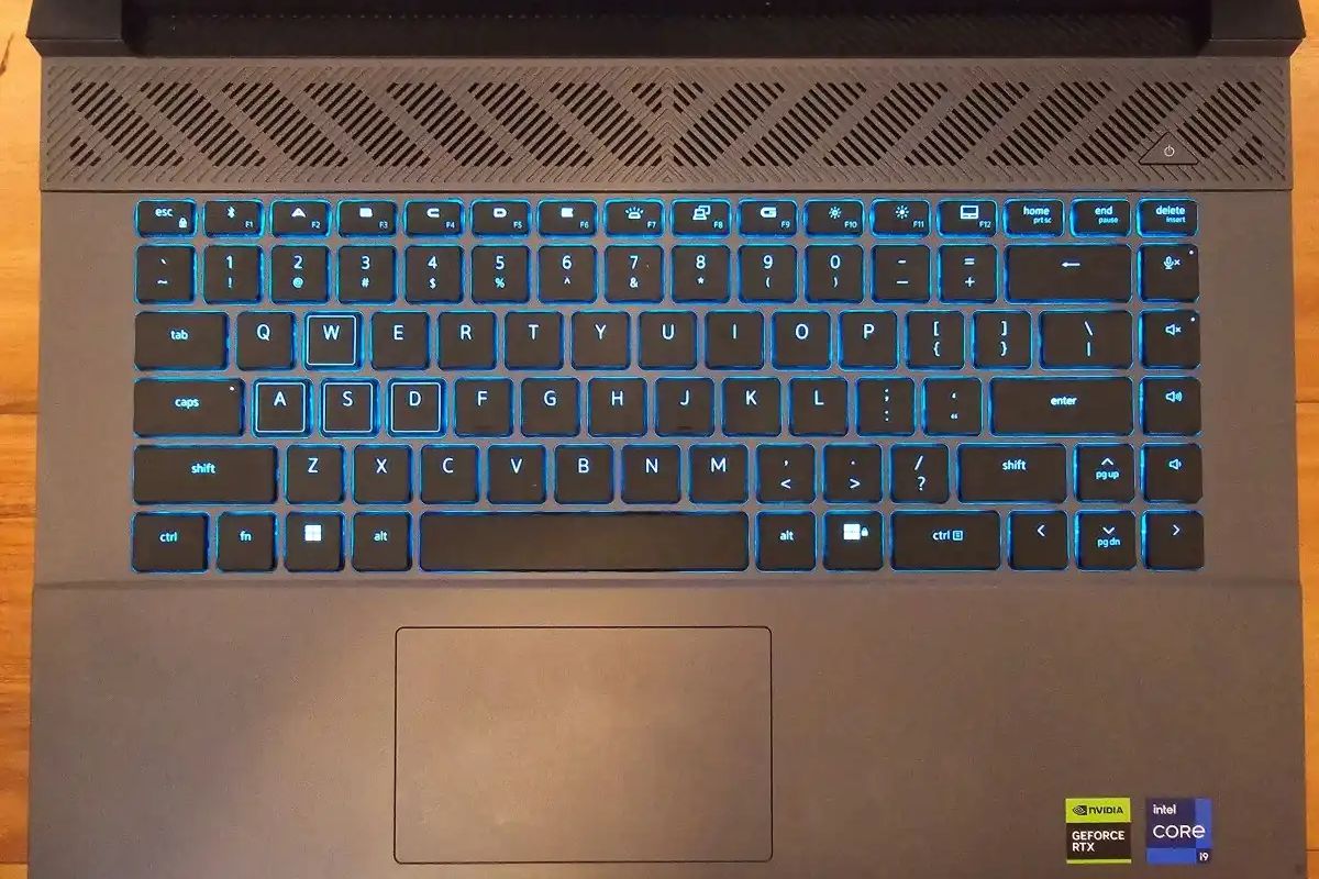 Cách bật đèn bàn phím laptop Dell nhanh chóng trong một nốt nhạc hình 13