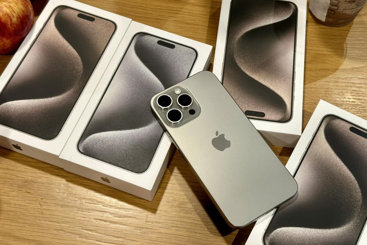 So sánh giá iPhone 15 Pro Max tại Mỹ và Việt Nam