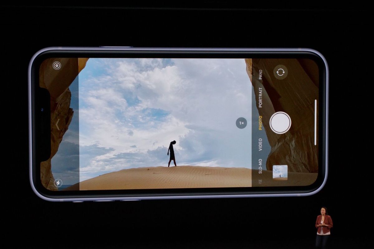 Điện thoại iPhone 11 ra đời năm nào Hệ thống camera