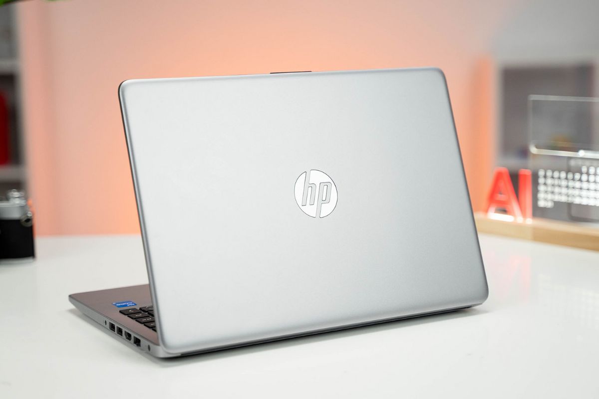 HP 250 G9 AG2K7AT là laptop vừa học vừa chơi game dưới 15 triệu ổn định