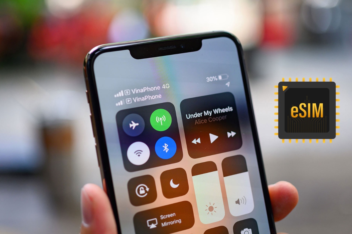 Cách dùng eSIM tiết kiệm data khi đi du lịch Cài eSIM sớm để tránh rủi ro