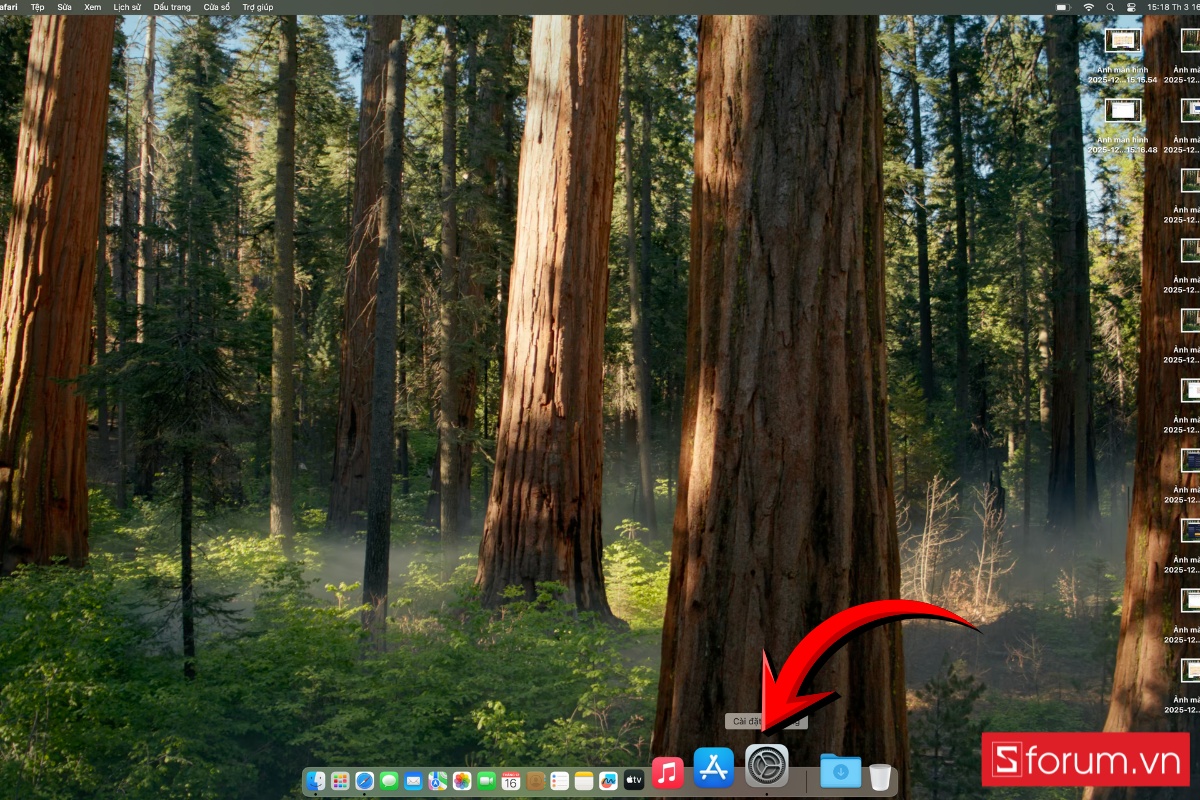 Cách mở Emoji trên MacBook qua menu bar bước 1