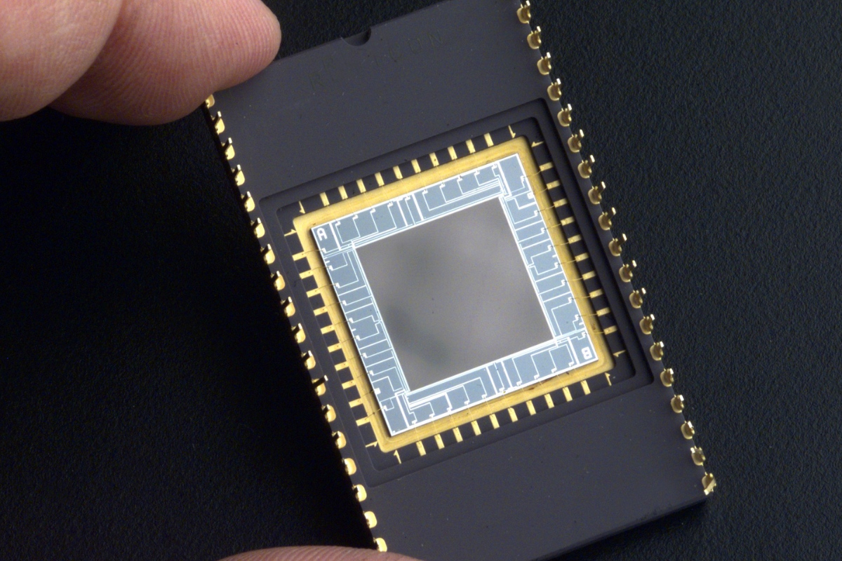 Cảm biến CCD là một loại cảm biến hình ảnh