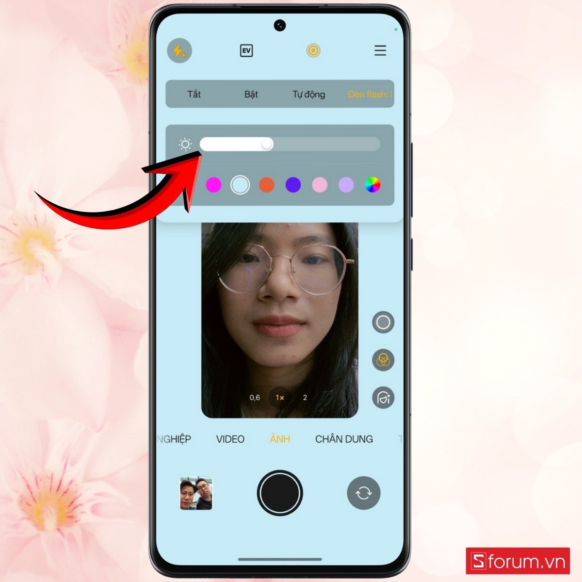 Cách sử dụng đèn Selfie đa sắc để có ảnh đẹp nhất điều chỉnh ảnh