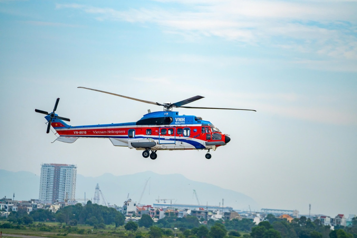 Tour trực thăng ngắm TP Hồ Chí Minh có gì đặc biệt?