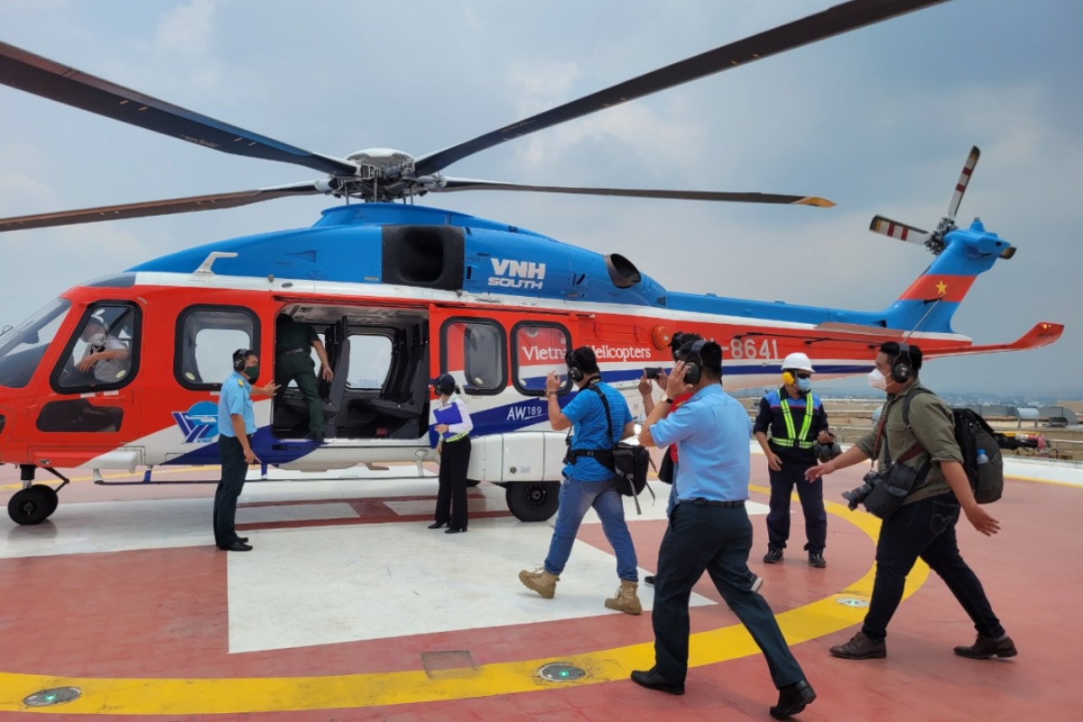 Thông tin vận hành và tiêu chuẩn tour trực thăng ngắm TPHCM