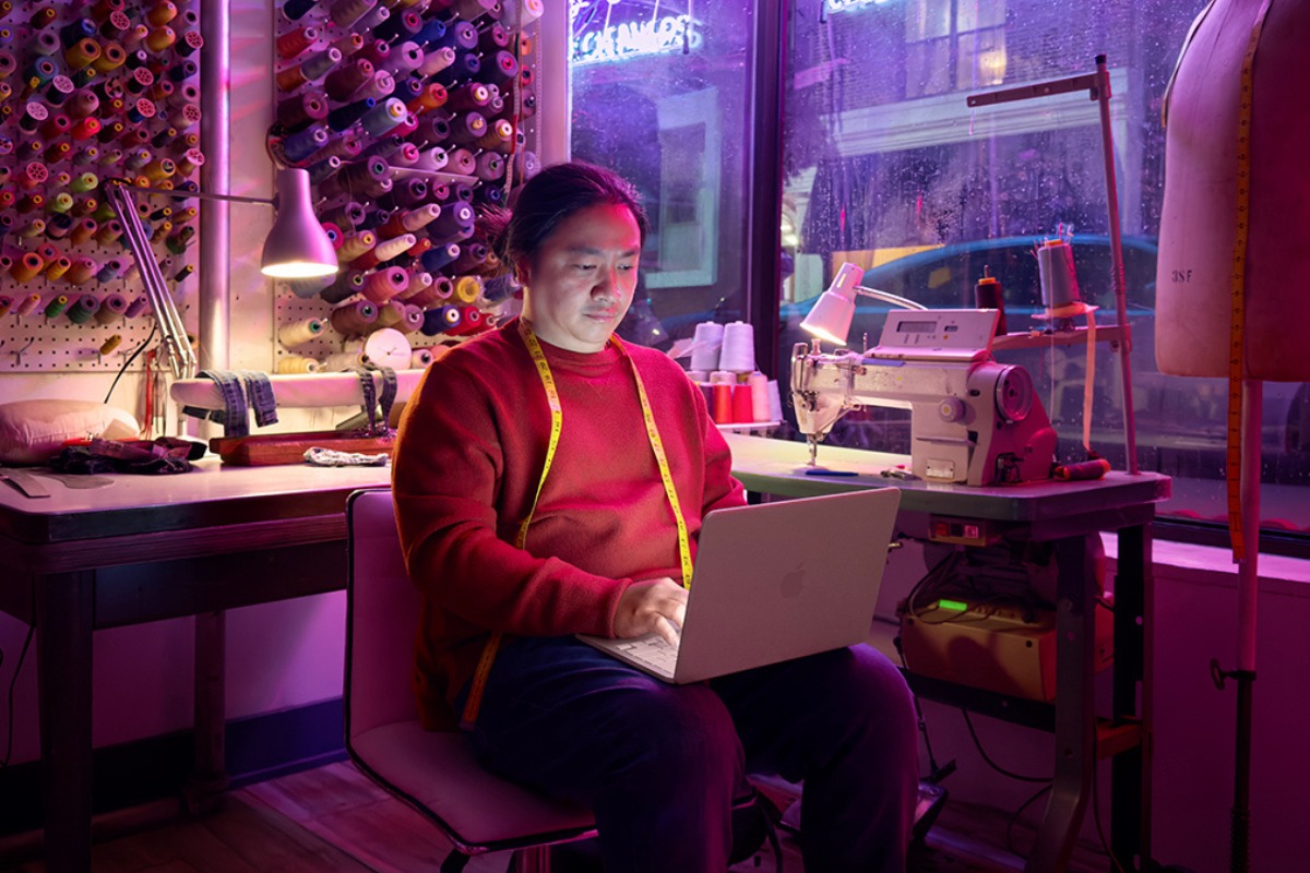 Màn hình 13 inch của MacBook Neo có đủ rộng để làm việc?