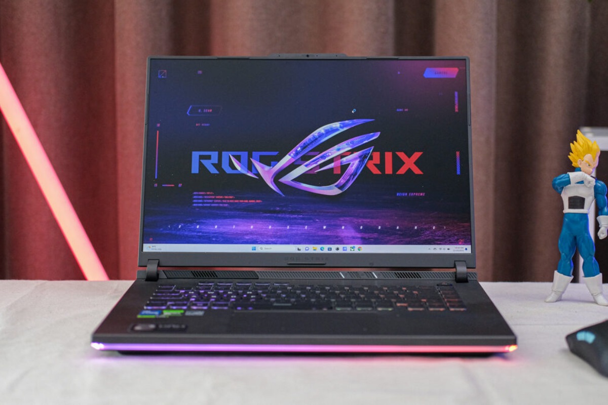 Laptop ASUS ROG Strix G16 G615JMR-S5155W có cấu hình ổn định để chơi Forza Horizon 5