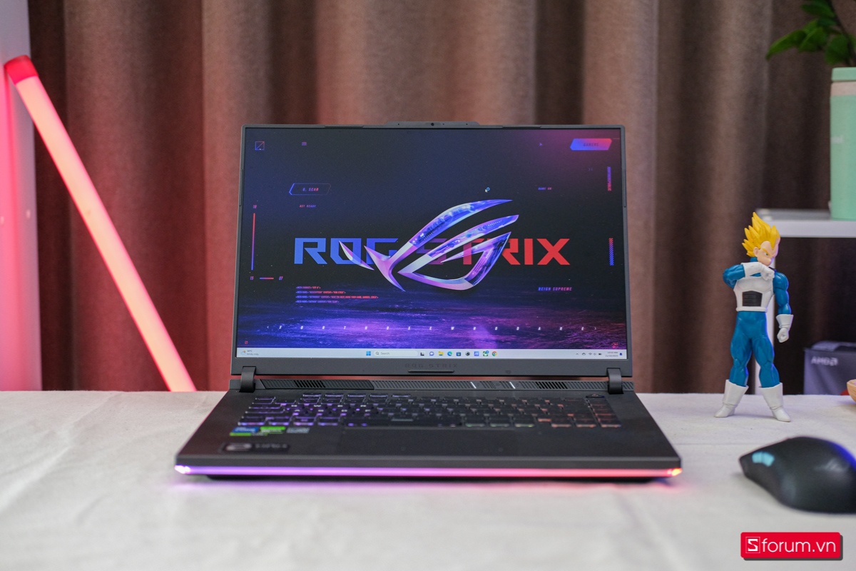 Laptop ASUS ROG Strix G16 G615JMR-S5155W tối ưu cho các game thủ chuyên nghiệp