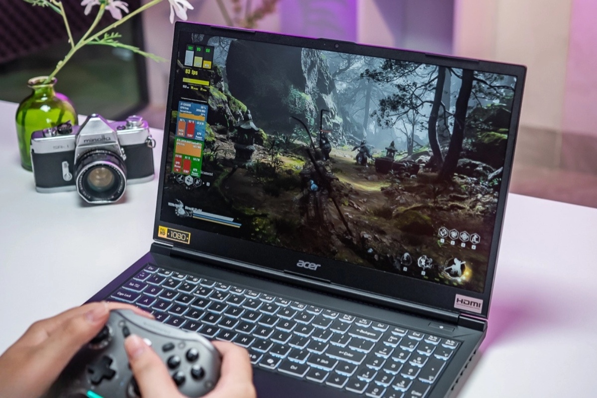 Laptop Acer Gaming Aspire 7 A715-59G-73LB có giá thành hợp lý để chiến Overwatch 2