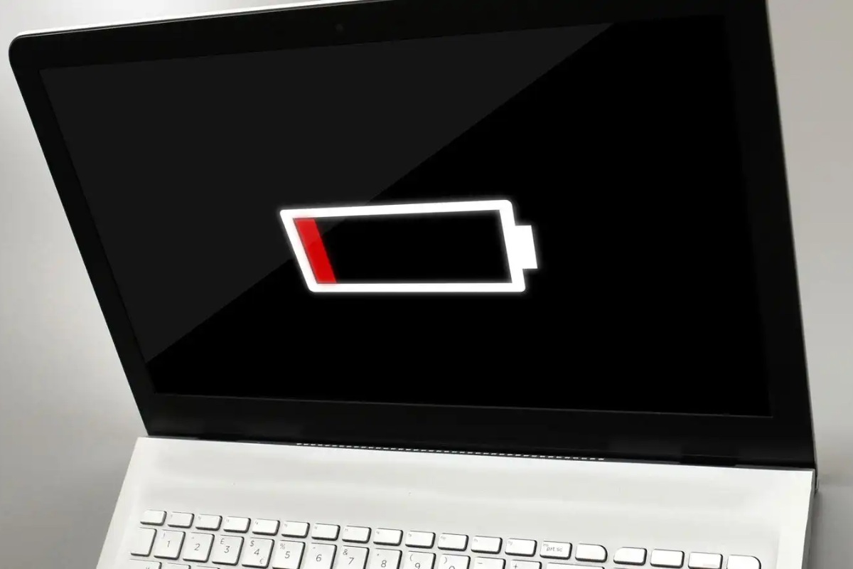 Pin laptop Asus dùng được mấy tiếng? Cách sạc đúng cách