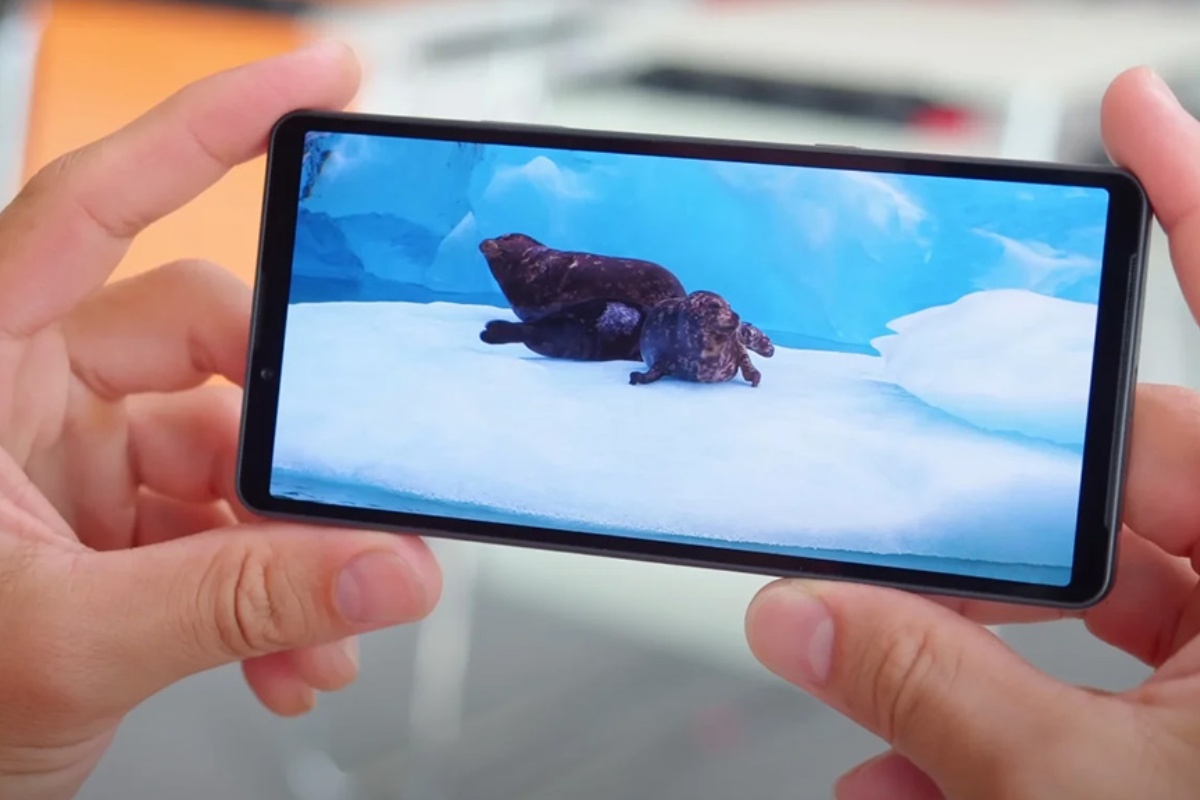 Đánh giá chi tiết Sony Xperia 10 VII siêu phẩm tầm trung màn hình OLED