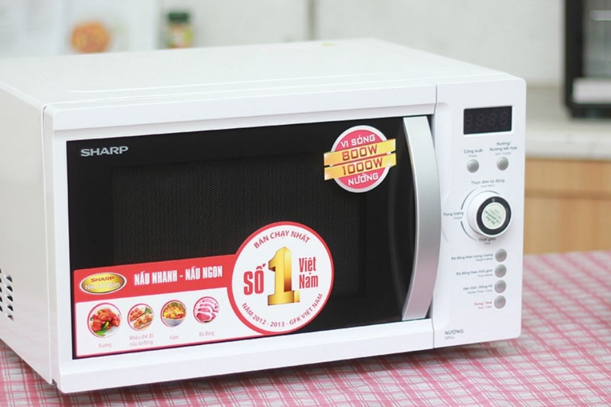 Top lò vi sóng được ưa chuộng hiện nay Lò vi sóng Sharp R-G371VN-W