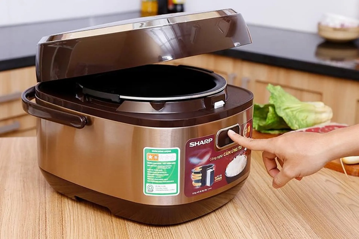 Review nồi cơm điện cao tần đáng mua hiện nay Sharp