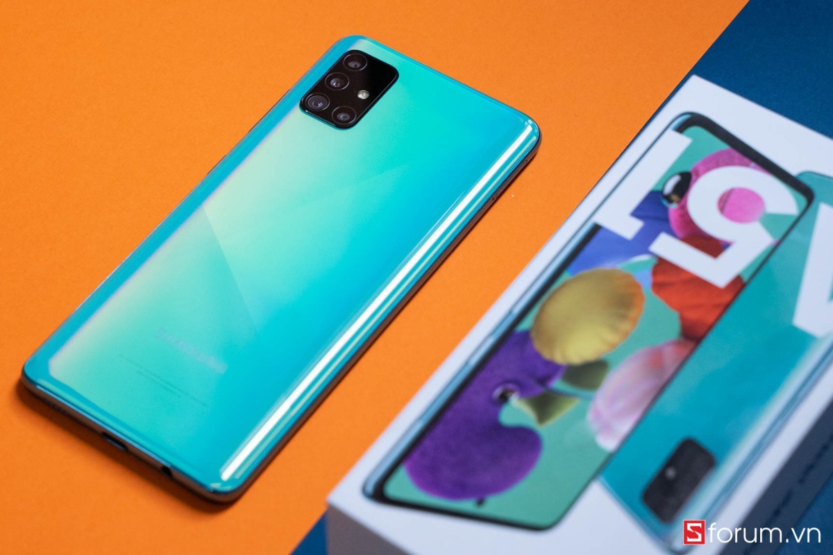 Các phiên bản Samsung A51