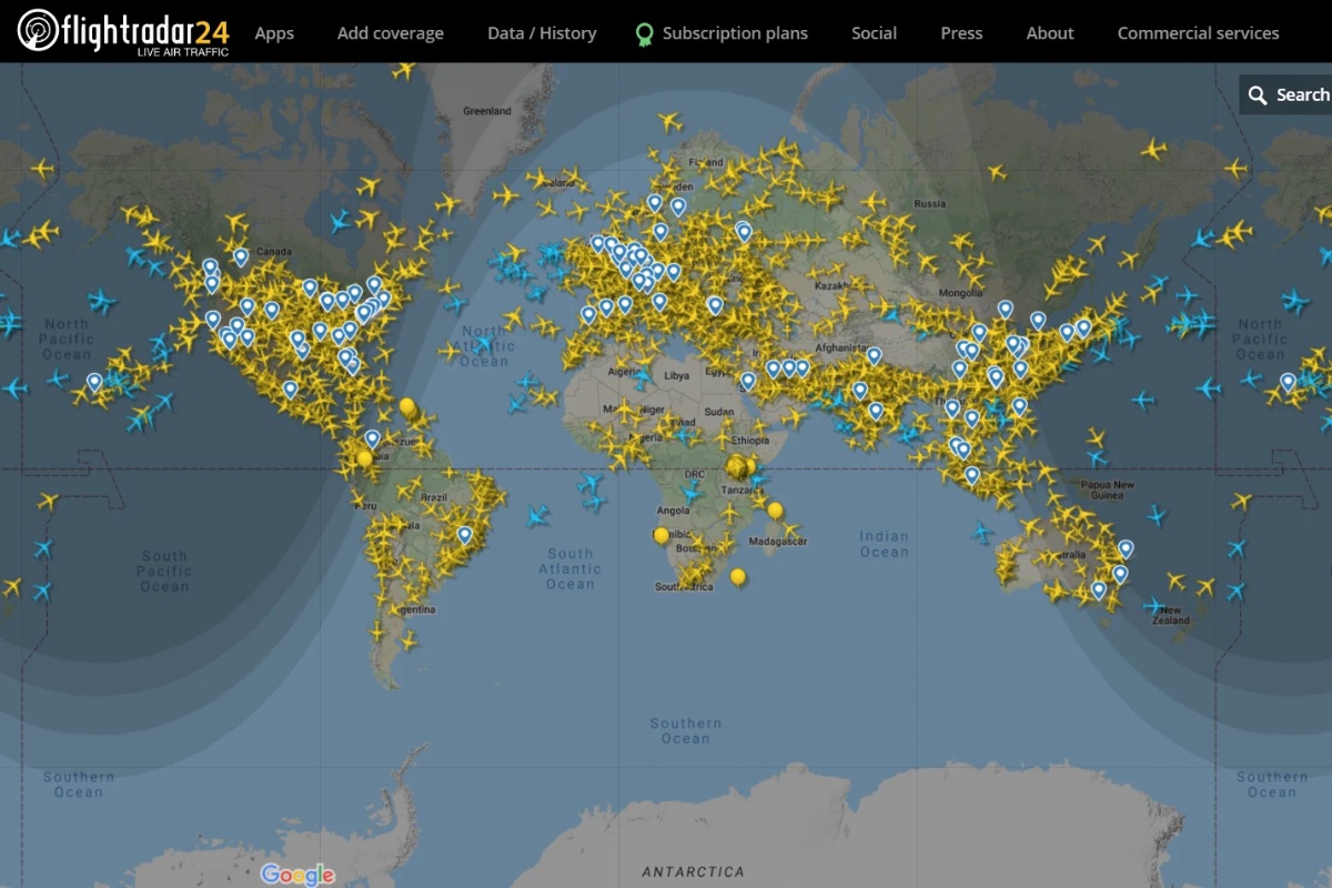 Công nghệ đứng sau việc theo dõi chuyến bay bằng Flightradar24 Vệ tinh