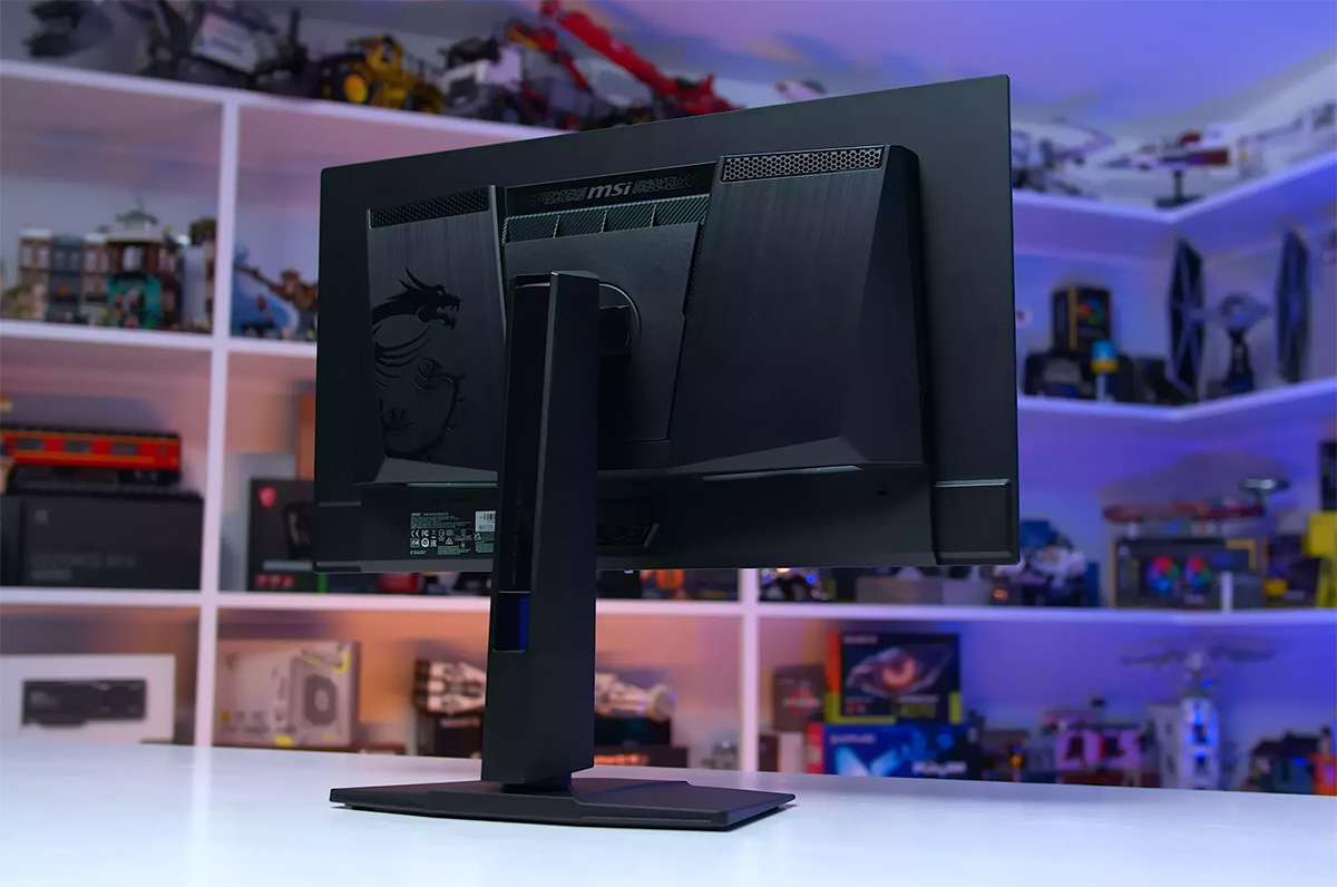 MSI MAG 272QP