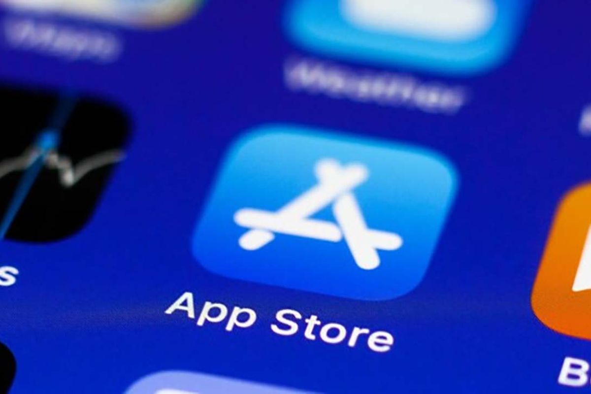 Mở App Store