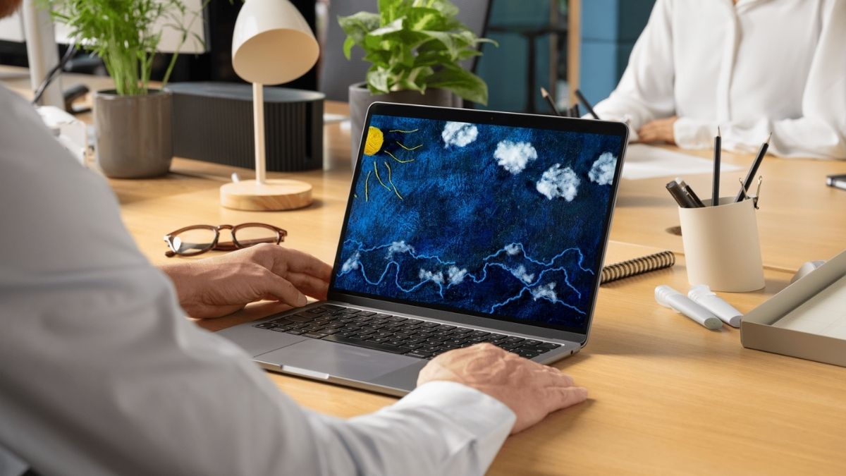 Hướng dẫn cách đổi hình nền MacBook đơn giản nhất
