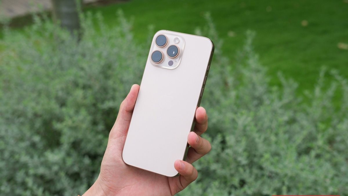 Kiểm tra camera kỹ lưỡng là bước quan trọng khi quyết định có nên mua iPhone 16 cũ
