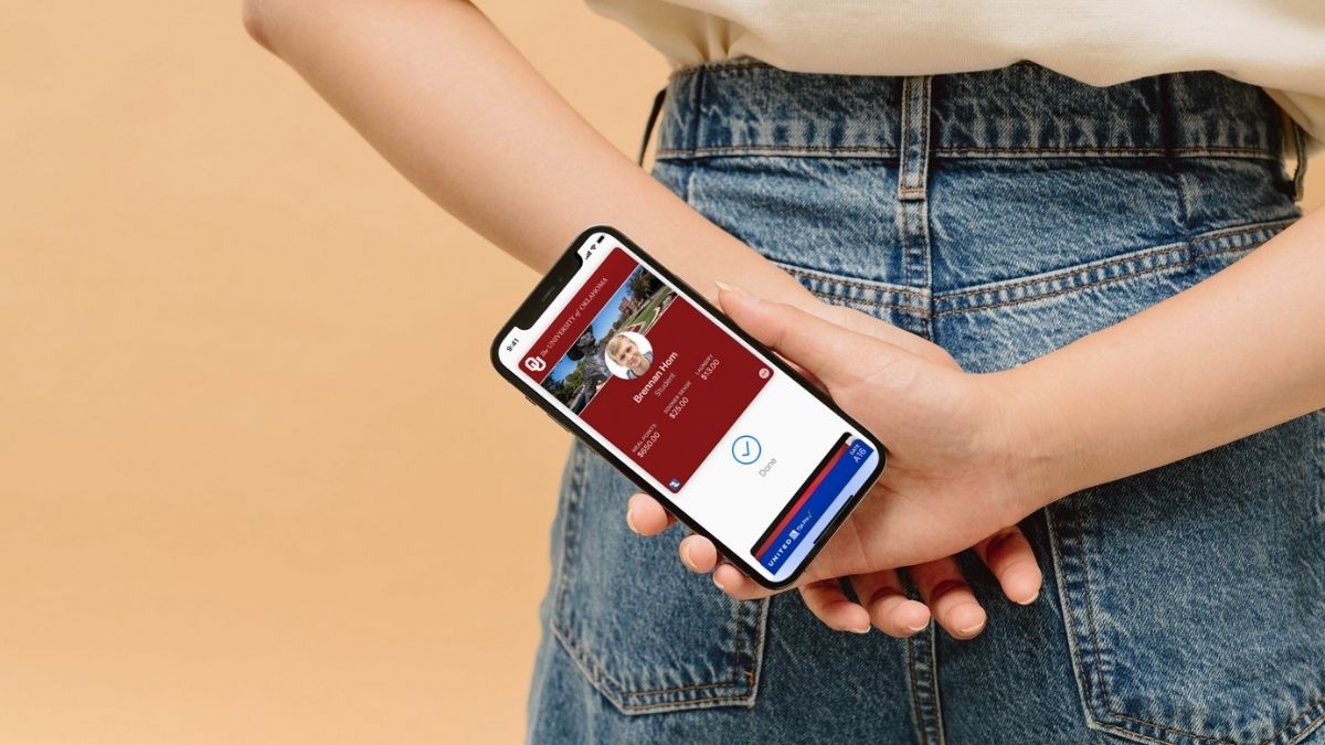Sử dụng ID sinh viên số trên Apple Wallet khi du học nước ngoài