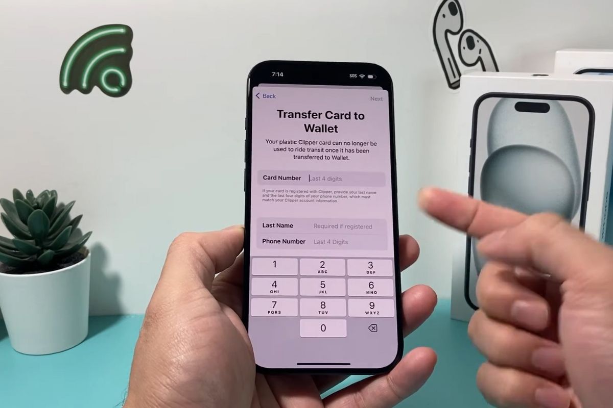 Di chuyển dễ dàng với thẻ phương tiện công cộng trên Apple Watch 13