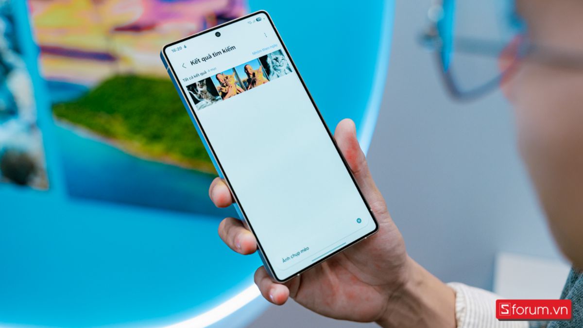 Tìm kiếm thông minh qua đàm thoại trên Galaxy S25 là gì?