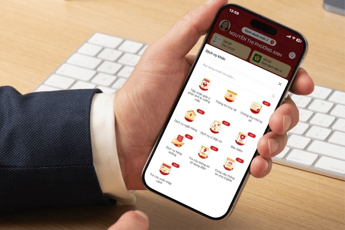 Trước khi tố cáo, nên kiểm tra và cập nhật tài khoản VNeID