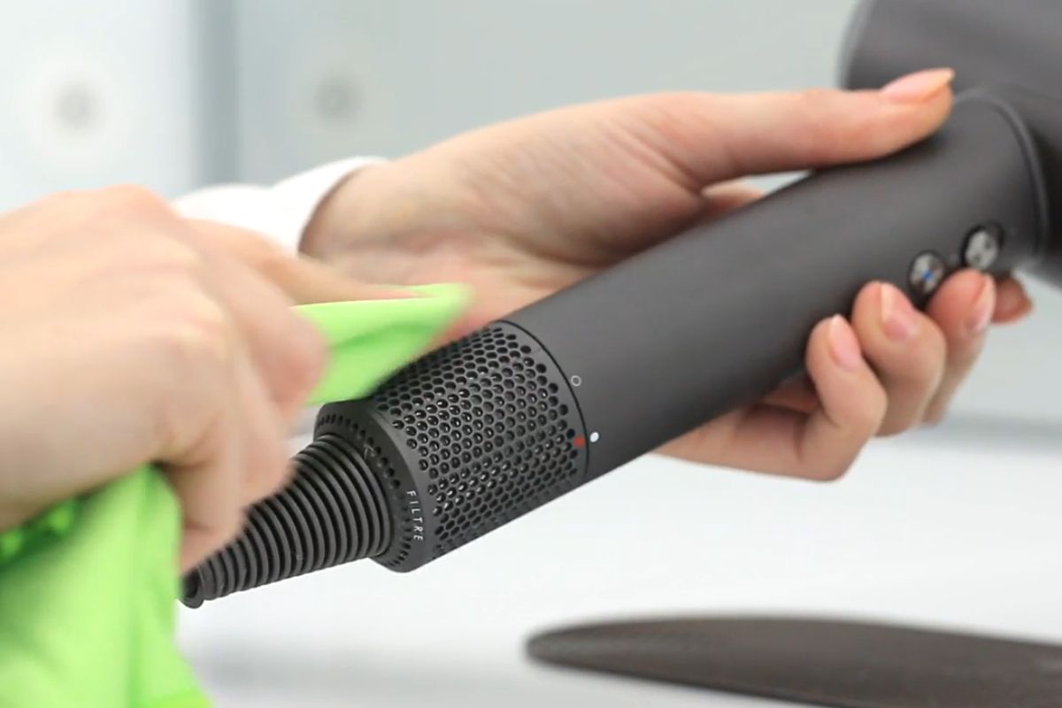 Những điều cần lưu ý khi tháo lắp máy sấy Dyson