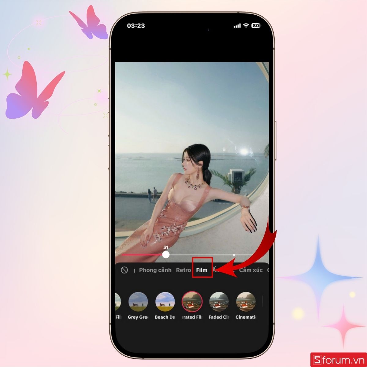 Lướt sang trái để chọn màu Film