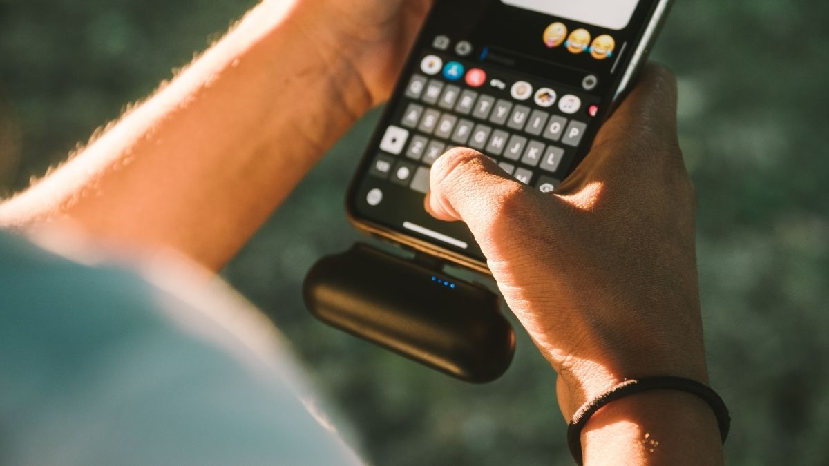Cách cài đặt, sử dụng biểu tượng cảm xúc iPhone 🤓🥺🤣