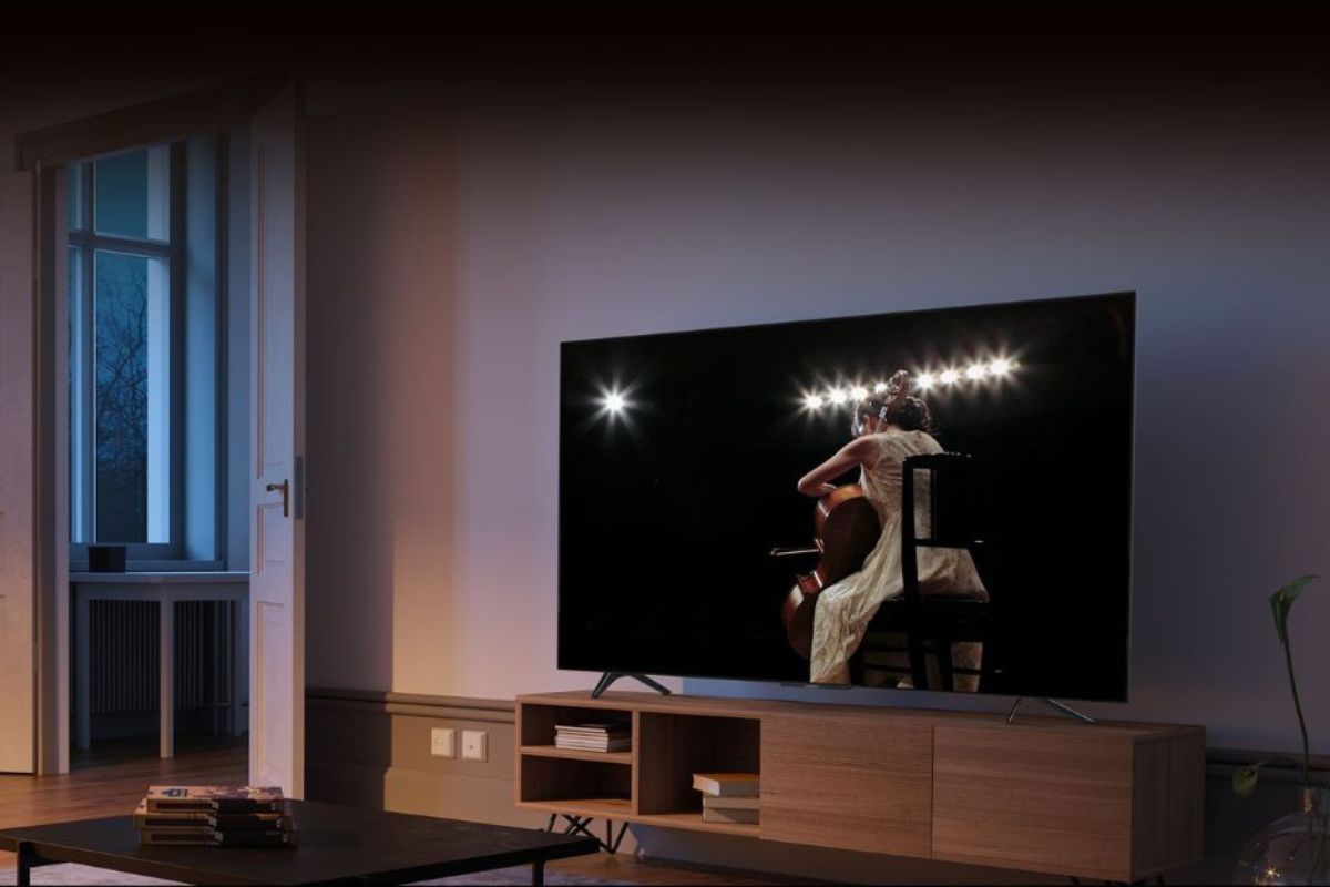 Chú ý đến công nghệ và màu sắc hiển thị