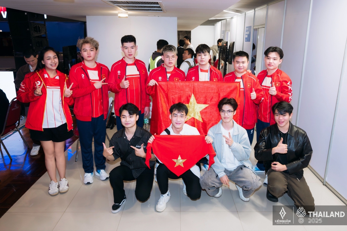 Đội tuyển nam Liên Quân Việt Nam giành huy chương vàng tại SEA Games 33 sau 6 năm