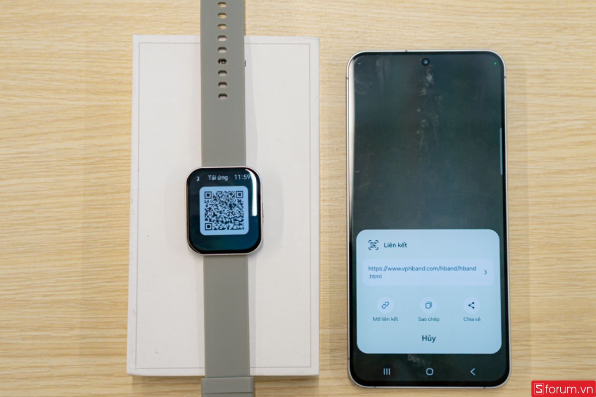 Nhấn vào liên kết để tải ứng dụng