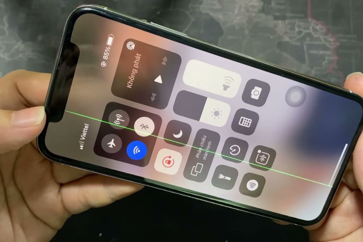 Lỗi màn hình iPhone 13 thường không nhậncảm ứng