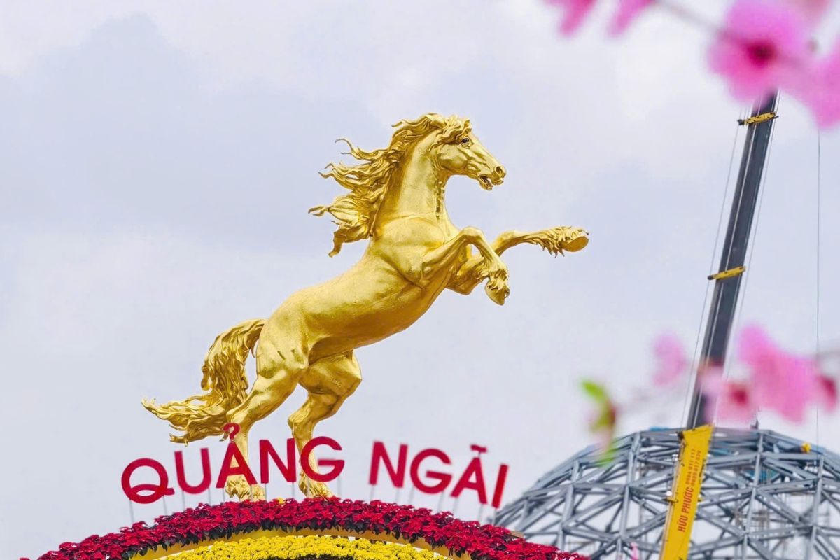 Linh vật ngựa Quảng Ngãi