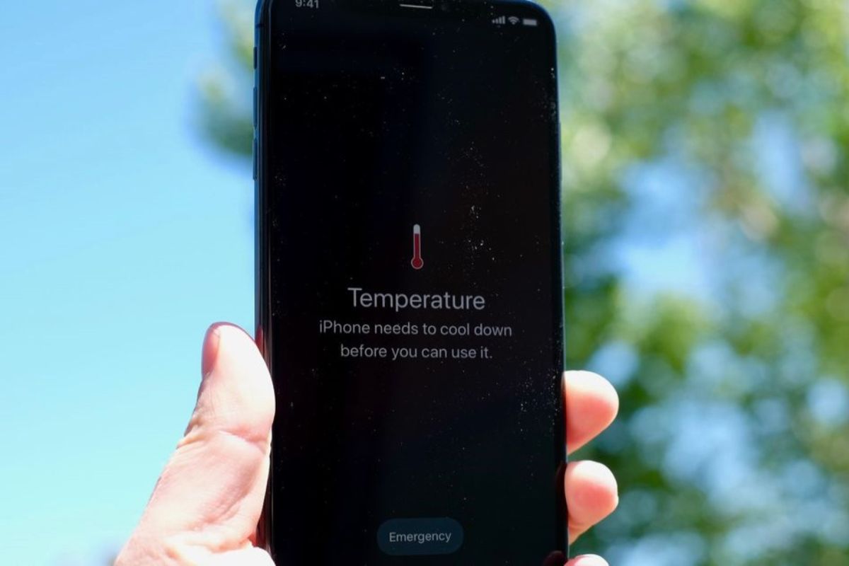 Lỗi iPhone bị nóng klhi dùng