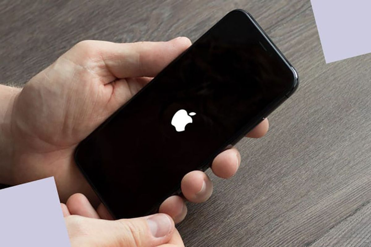 Lỗi màn hình iPhone treo logo táo