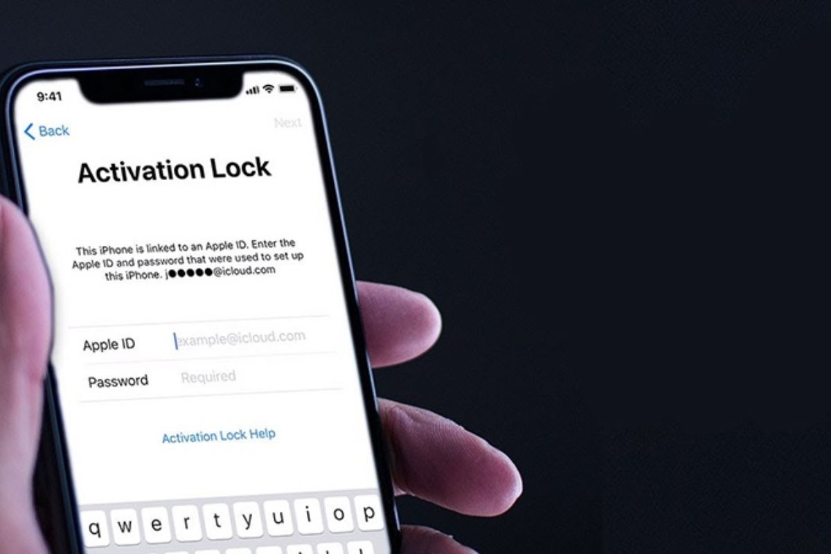 Thực hiện thao tác kiểm tra iPhone có bị khóa iCloud hay không