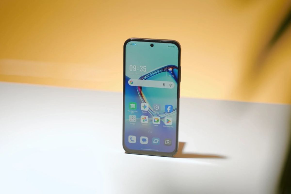 Nubia V80 có màn hình lớn 6.75 inch