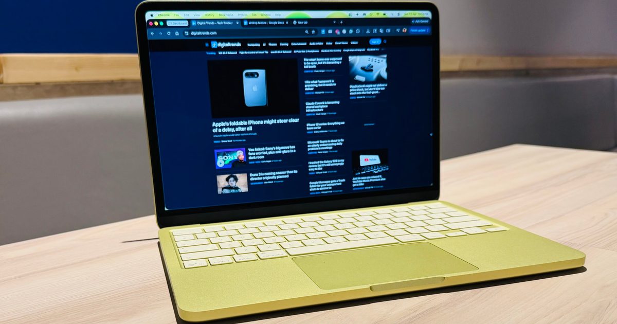 Điều kiện cần thiết để bật Edge Light trên MacBook Neo