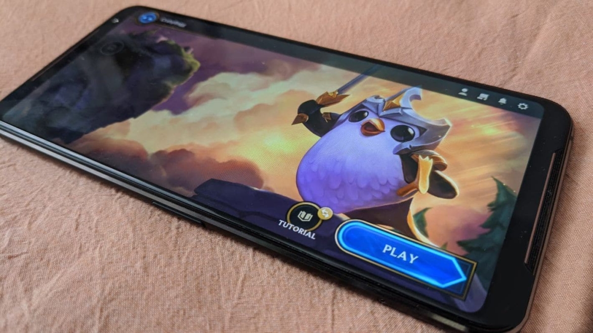 Thử khởi động lại thiết bị trước khi vào game